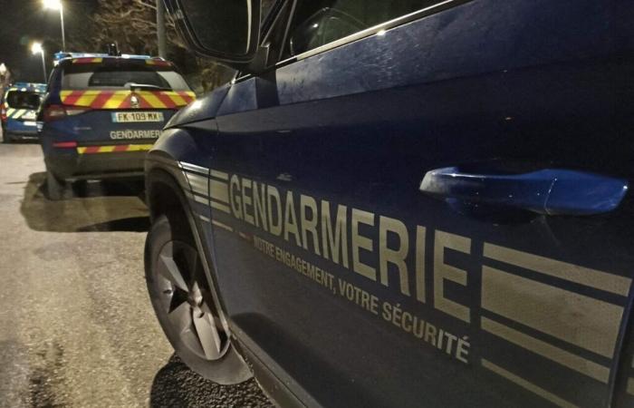 Ivre, elle frappe et insulte les gendarmes venus l’arrêter dans ce village du Lot-et-Garonne