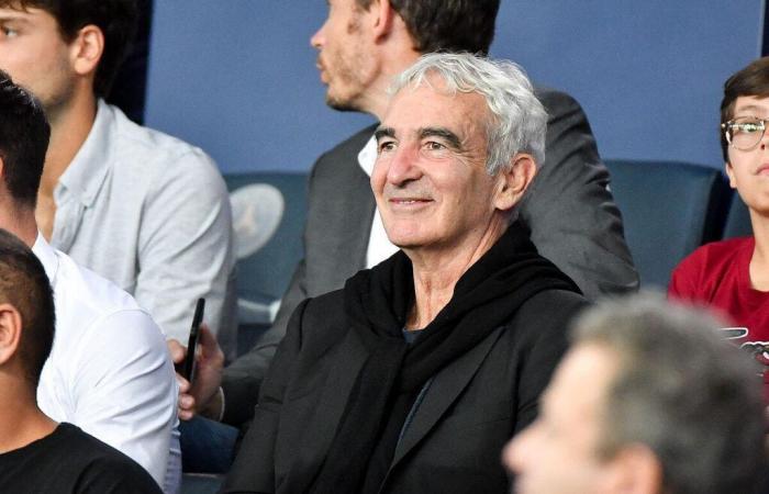 Raymond Domenech se moque des Verts