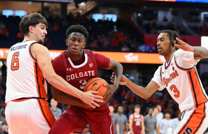 Syracuse dépasse Colgate après avoir perdu 13 points d’avance