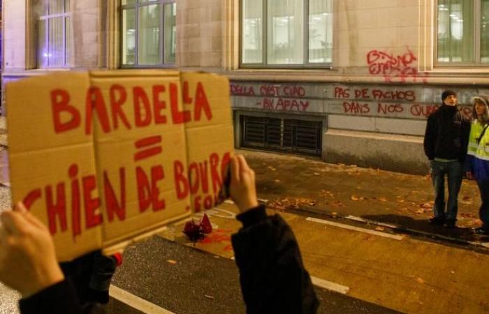 Tensions policières au centre de Bruxelles en marge de la visite de Bardella (photos et vidéos)