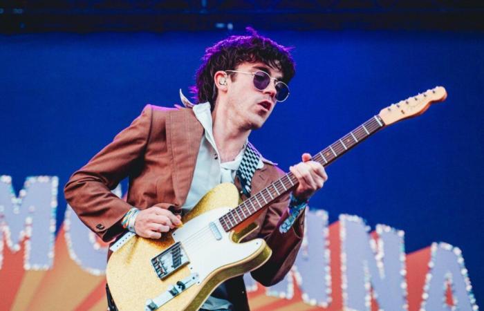 Apprenez à connaître Declan McKenna, le rocker britannique qui bouleverse la scène indépendante