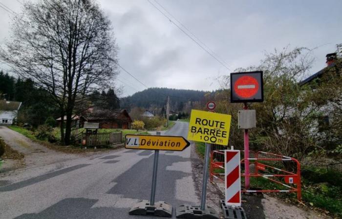 the safety barriers replaced on Chemin de La Creuse