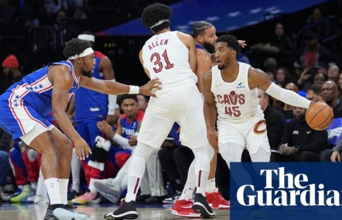 Les Cavaliers en forme apprivoisent les 76ers pour devenir la sixième équipe NBA à démarrer une saison 13-0