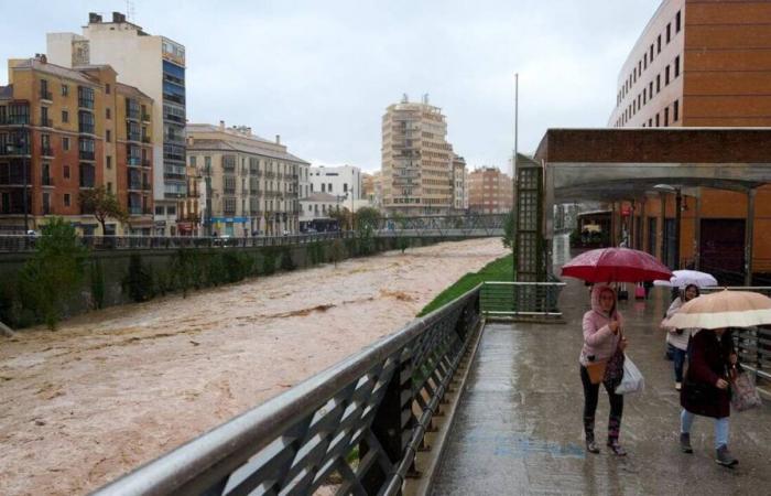 En Espagne, Malaga frappée par des pluies torrentielles, fin de l’alerte rouge dans le Sud-Est