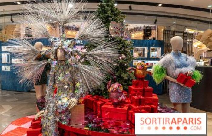 Inauguration des vitrines et du sapin de Noël aux Galeries Lafayette 2024 avec Vianney en vitrine