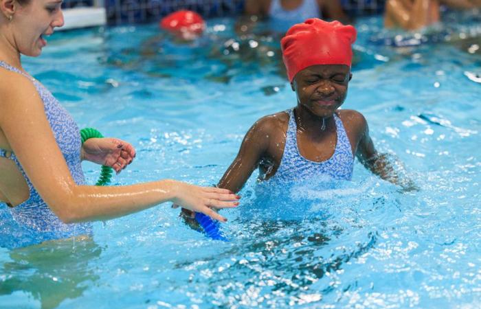 Projet pilote | Cours de natation gratuits en milieu défavorisé