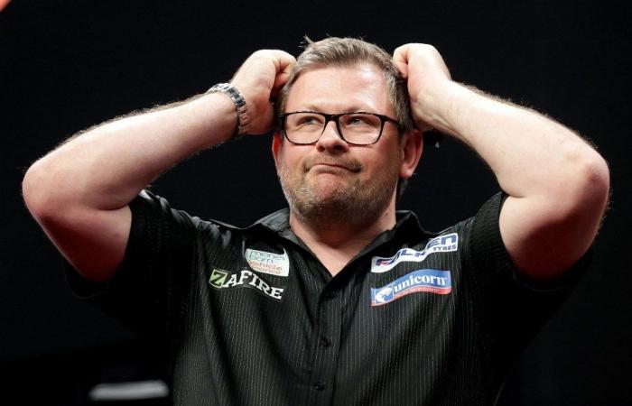 “Il ne se souvenait pas de mon nom” – James Wade accusé de manque de respect par son rival qui l’a battu au Grand Slam of Darts