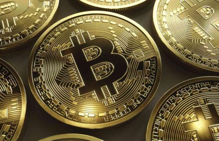 La hausse des prix du Bitcoin se poursuit alors qu’il dépasse 93 000 $