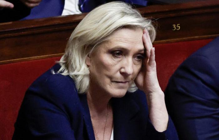 Marine Le Pen a subi deux chocs imprévus qui pourraient lui coûter cher