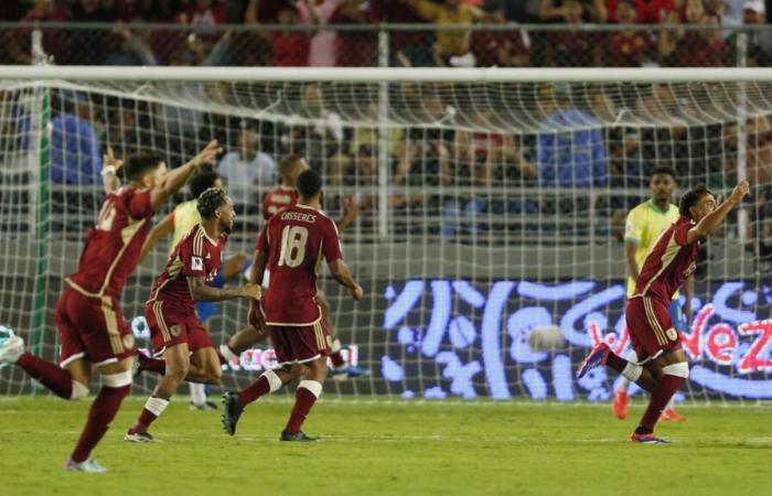 Points forts du Venezuela contre le Brésil, VEN 1-1 BRA, qualification pour la Coupe du Monde de la FIFA 2026 : les buts de Ségovie rapportent des points aux Vénézuéliens, Vinicius rate le penalty