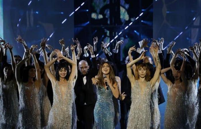 Céline Dion, Jennifer Lopez et Camila Cabello incarnent Elie Saab lors du défilé de mode à Riyad