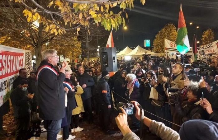 A 2 km du Stade de France, un rassemblement a eu lieu pour dire “non au match France – Israël”