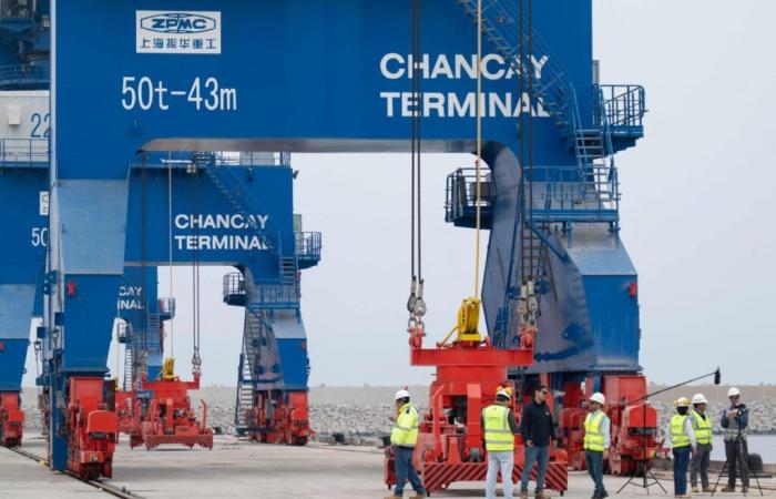 Au Pérou, Xi Jinping inaugure un port chinois, étape sur les routes de la soie dans la région