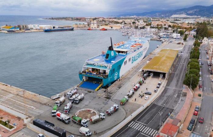 Baleària transporte des équipes marocaines vers les zones sinistrées