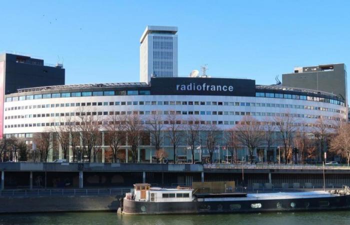 franceinfo double RTL et passe deuxième, derrière France Inter