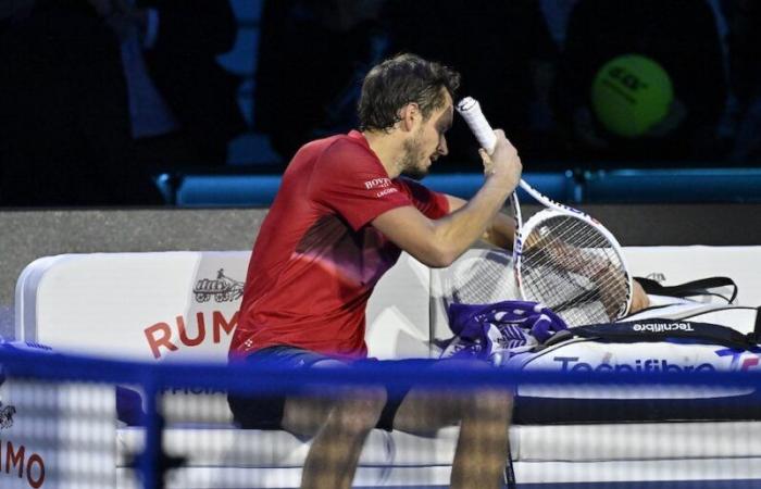 « Son comportement est ridicule, immature et époustouflant. C’est un peu regrettable et cela ne favorise pas le tennis de haut niveau.”