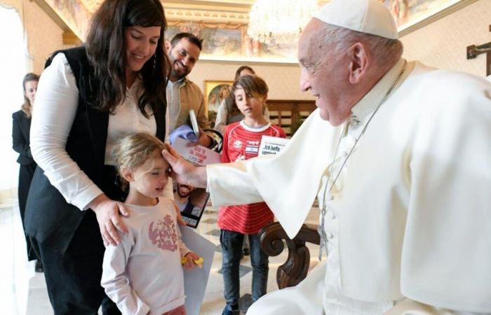 Le Pape a rencontré un groupe d’otages israéliens libérés à Gaza