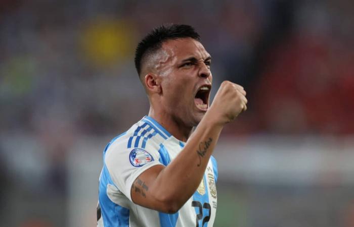 but de Lautaro Martinez contre le Paraguay