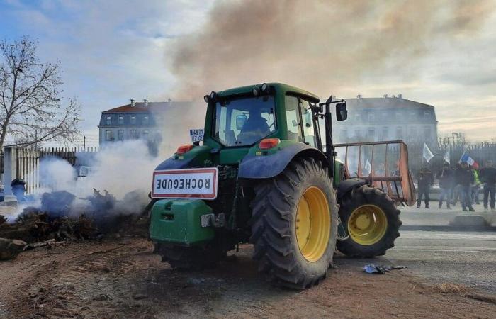 la FDSEA annonce un blocage ce lundi à Avignon