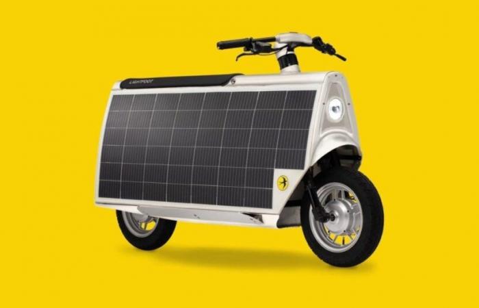 Ce scooter électrique solaire est capable de parcourir 30…