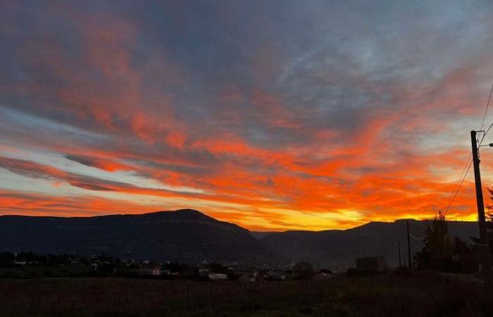 le phénomène de « ciel de feu » a été observé en Aveyron ce jeudi matin, comment l’expliquer ?