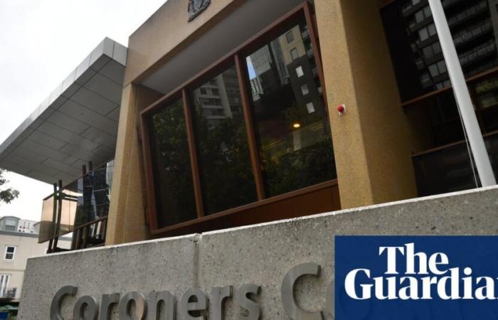 La « mort tragique » d’un enfant à la piscine de l’hôtel de Melbourne alors que sa mère utilisait son téléphone incite le coroner à appeler pour une meilleure surveillance