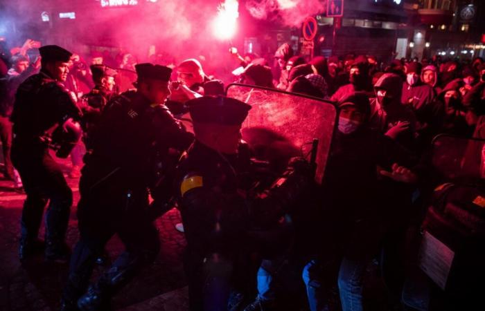 Des manifestations éclatent à Paris suite à un gala controversé de soutien à Israël