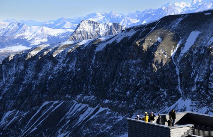 Au Glacier 3000, Mario Botta inaugure la « Tour Eiffel des Vaudois » avec son nouveau restaurant