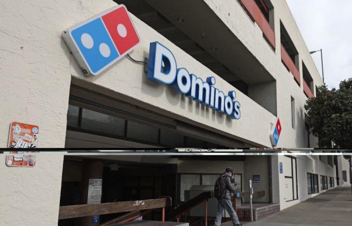 Warren Buffett entre au capital de Domino’s Pizza, dont les actions grimpent à Wall Street