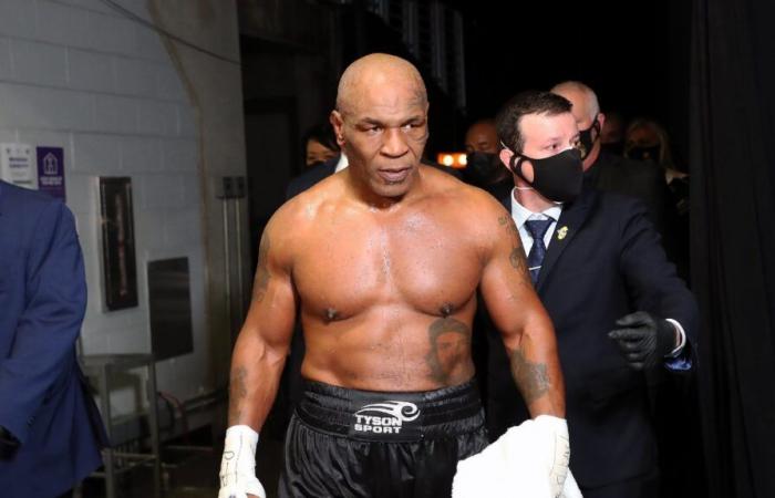 Mike Tyson a giflé le YouTuber Jake Pau lors de leur dernier face-à-face avant d’entrer sur le ring