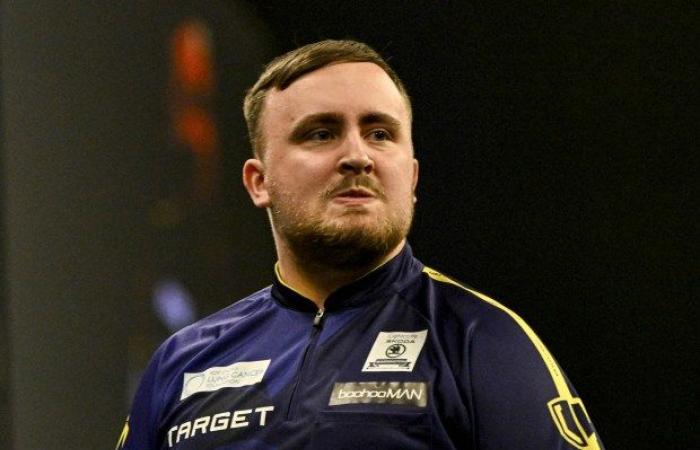 PDC qualifié de « pire foule de tous les temps » alors que la victoire épique de Luke Littler contre Mike De Decker est « ruinée » au Grand Slam of Darts