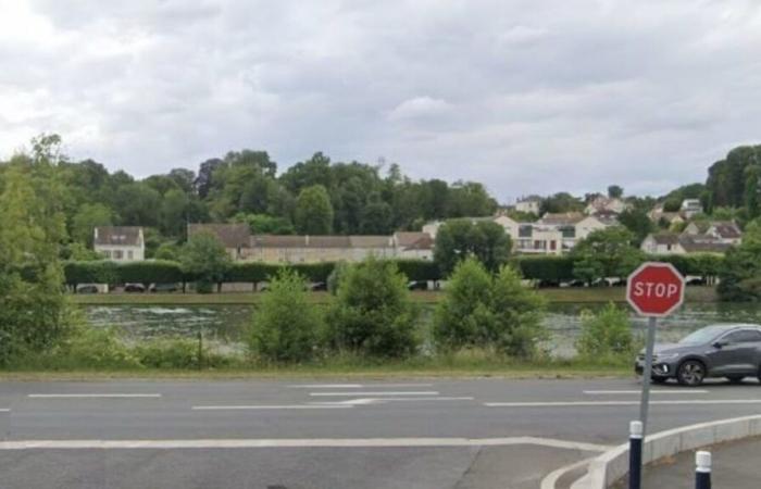 un homme retrouvé mort dans sa voiture tombée dans la Seine