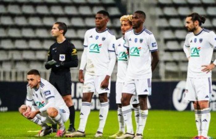 Déjà trois surprises, le Paris FC à la dérive