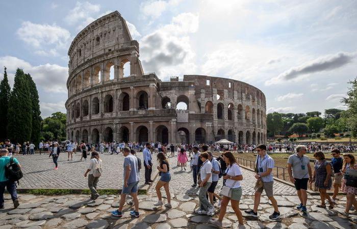 Indignation à Rome suite aux batailles de « gladiateurs » d’Airbnb au Colisée