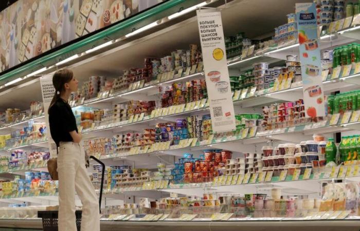 Les prix des produits de consommation ont baissé sur un an en octobre