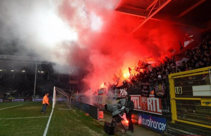 Au plus fort des dégâts ? Un supporter de Charleroi condamné à verser 65 000 euros au club – Tout le football