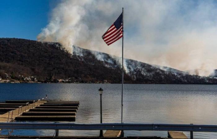 Incendies, sécheresse, restrictions d’eau… La région de New York fait face à une situation sans précédent