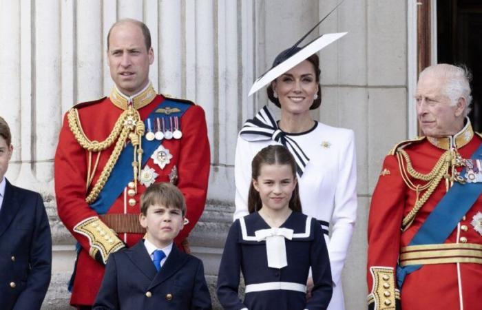 Kate Middleton et le prince William surprennent en partageant une photo inattendue du roi Charles III pour son anniversaire