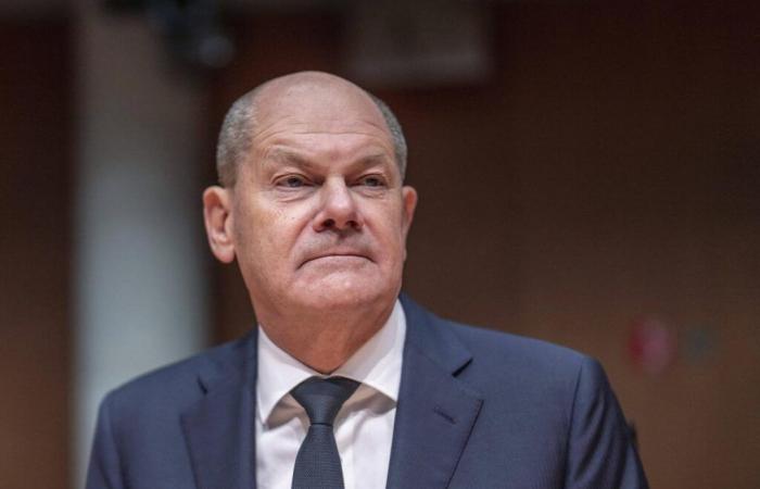 Scholz et Poutine ont parlé au téléphone de l’Ukraine, Kiev est indignée