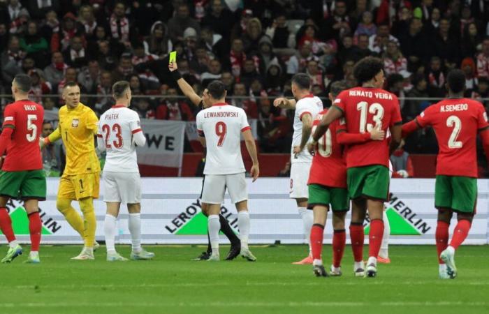 Voici l’équipe polonaise pour le match contre le Portugal ! Oui, Probierz a remplacé Lewandowski avec l’équipe nationale polonaise