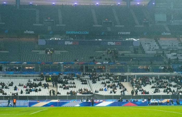 un boycott massif et un stade vide