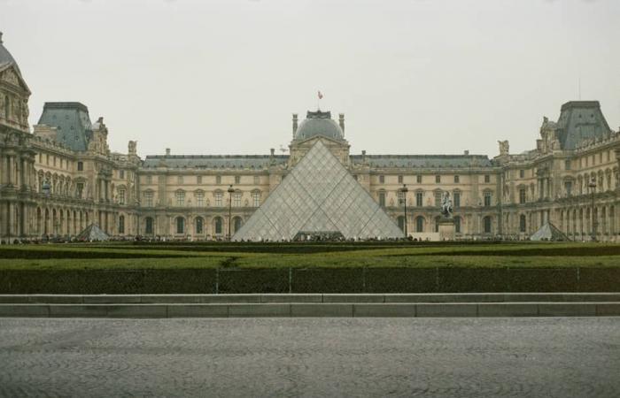 Du 15 au 17 novembre, le Carrousel du Louvre accueille un événement dédié à la brocante de luxe