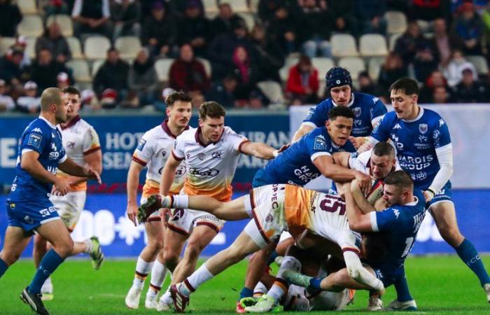 Pro D2 – Grenoble reste intraitable à domicile face à Soyaux Angoulême et prend seul l’avantage grâce au bonus