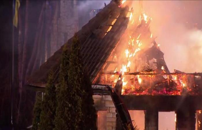 Incendie majeur à l’hôtel Lac Carling, à Grenville-sur-la-Rouge