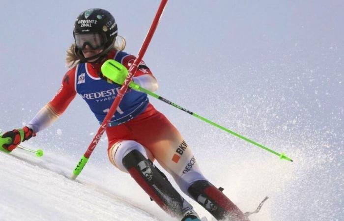 Camille Rast manque de peu le podium à la 5ème place – Mikaela Shiffrin s’impose avec un style supérieur