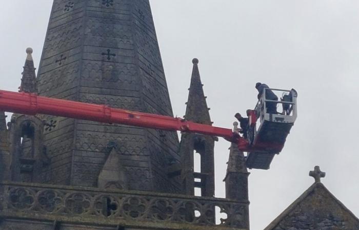 Restaurations de cette église du Cotentin, endommagée par la tempête Ciaran