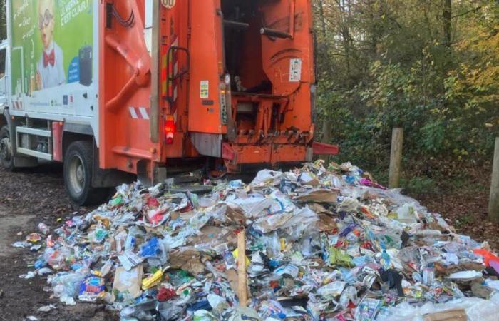 un autre incendie dans un camion poubelle