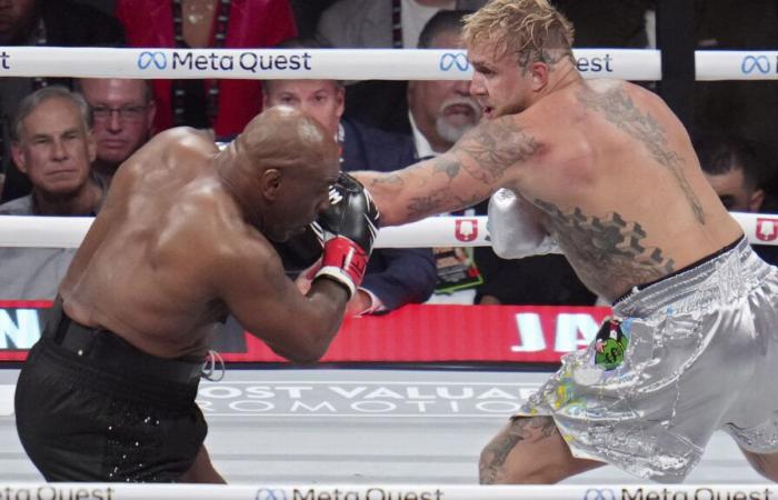 Jake Paul bat Mike Tyson sous les huées de la foule