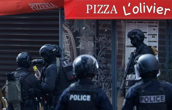 prise d’otage en cours, un homme enfermé dans un restaurant