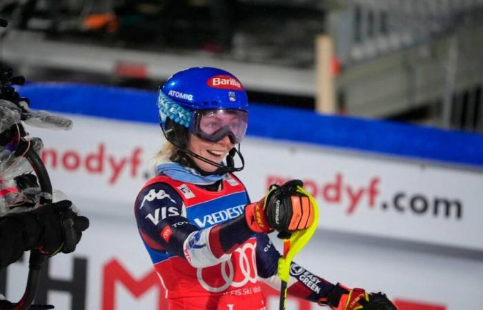 Shiffrin royal en Levi, Rast se rapproche du podium